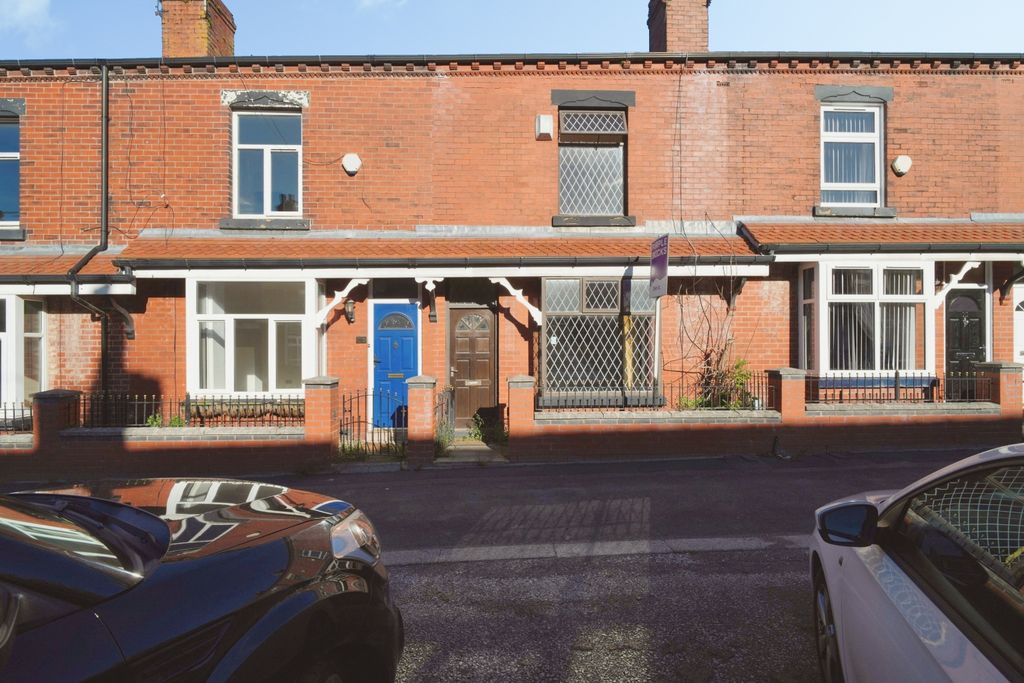 Property photo 1 of 25
