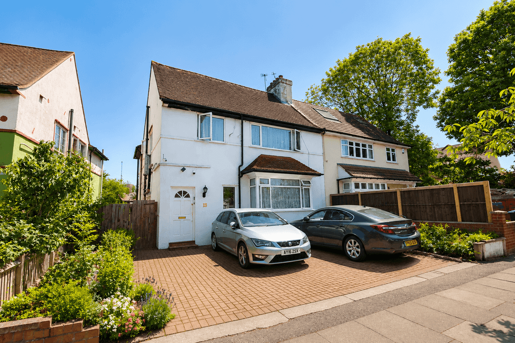 Property photo 1 of 12 Forty Avenue, Wembley, Middlesex Ha9