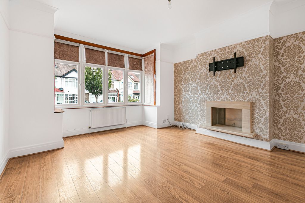 Property photo 1 of 14 10_61651