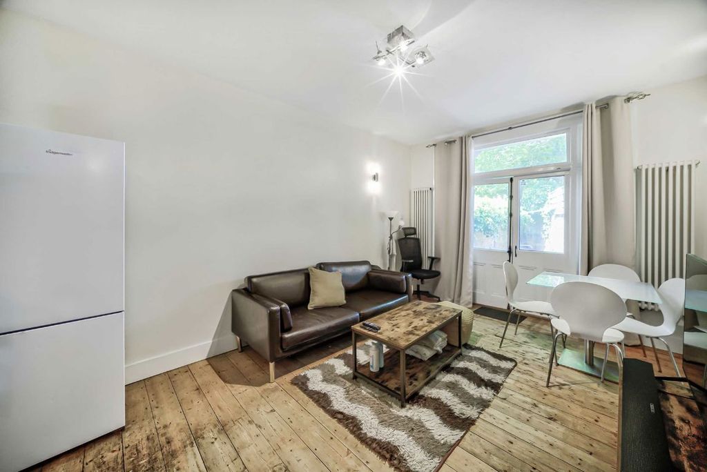 Property photo 2 of 7