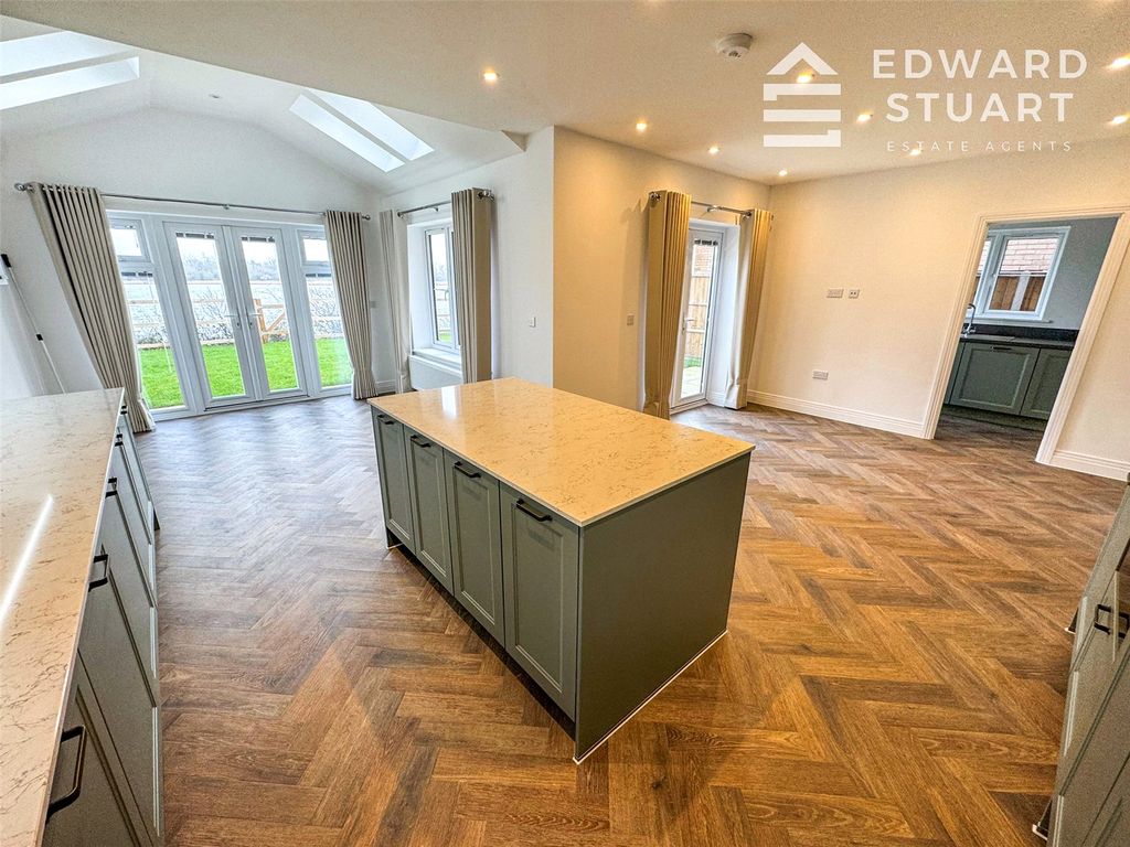 Property photo 2 of 15 Picture No. 07