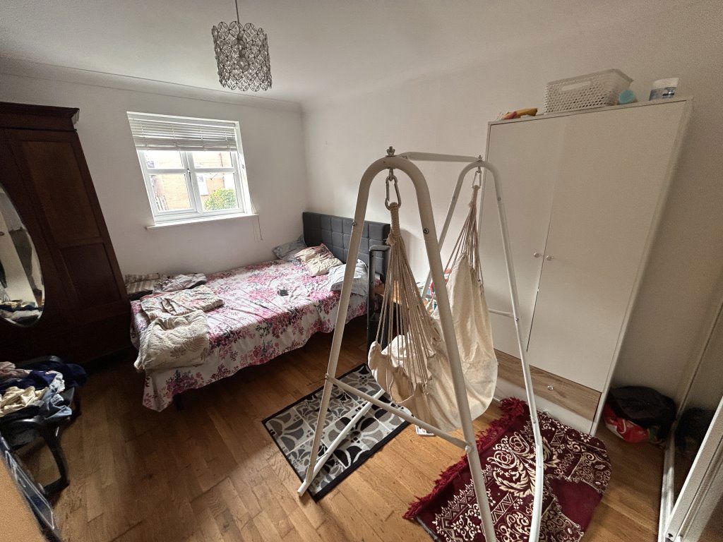 Property photo 3 of 4