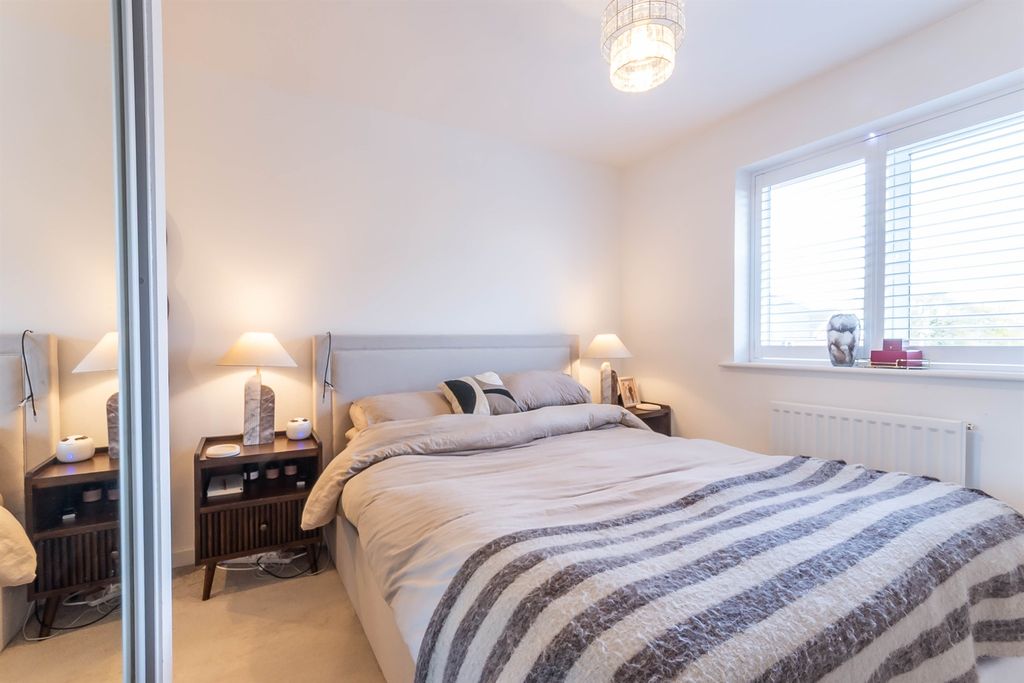 Property photo 2 of 19 Bedroom One