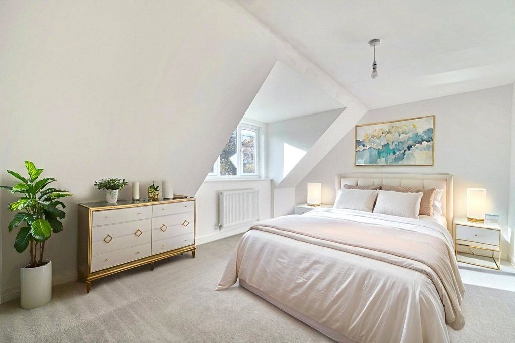 Property photo 2 of 19 Staged Photo