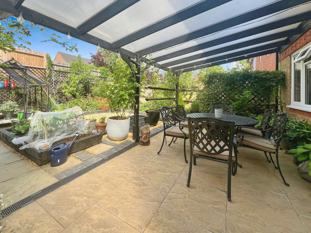 Property photo 2 of 24 Garden Patio