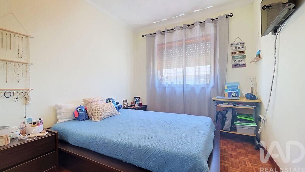 Property photo 3 of 25