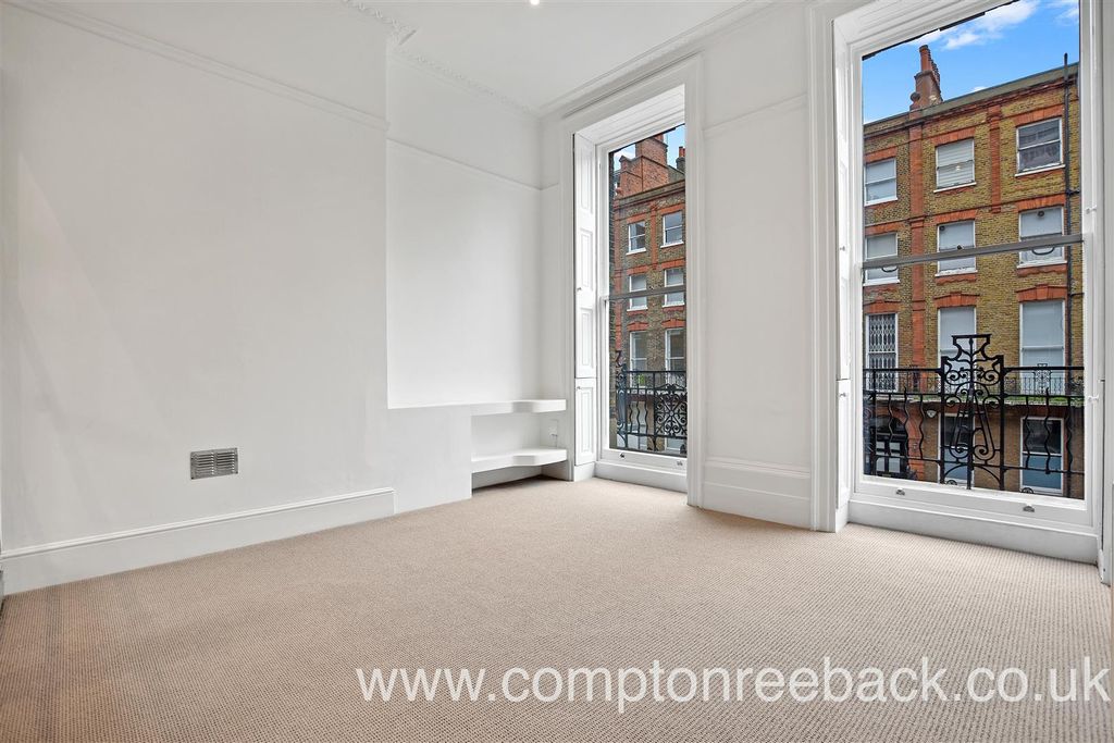 Property photo 3 of 7 Bedroom 1