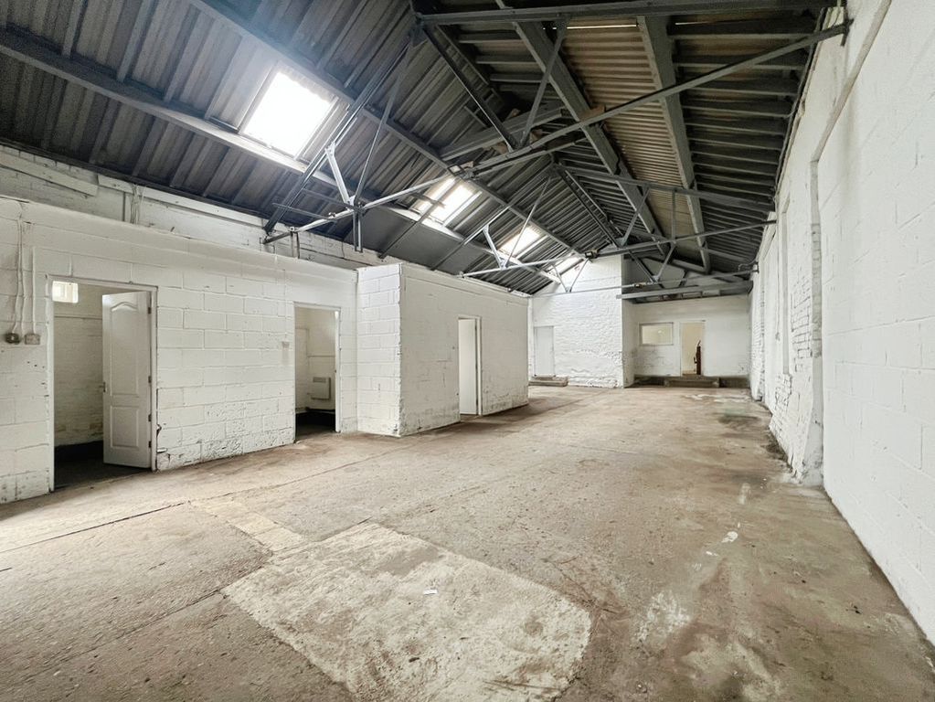 Property photo 3 of 14 Main Industrial Space