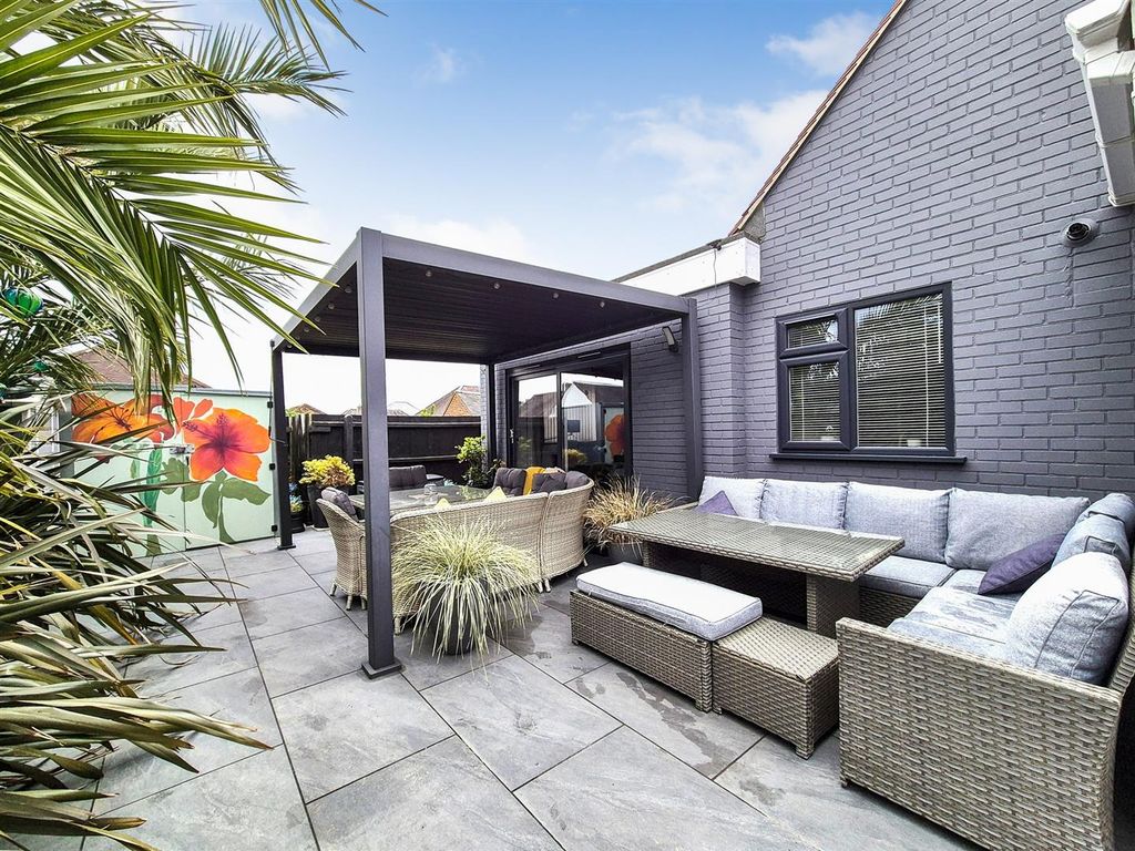 Property photo 1 of 31 63Cyng1.Jpg