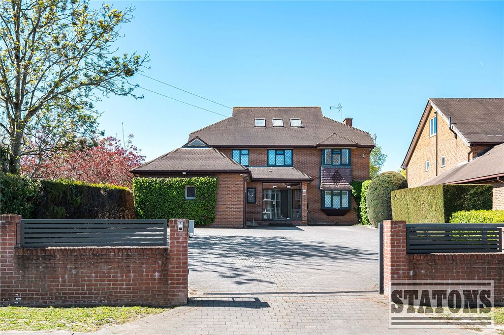 Property photo 1 of 28 Picture No. 22