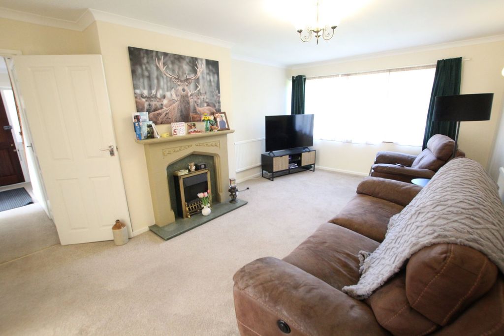 Property photo 3 of 15