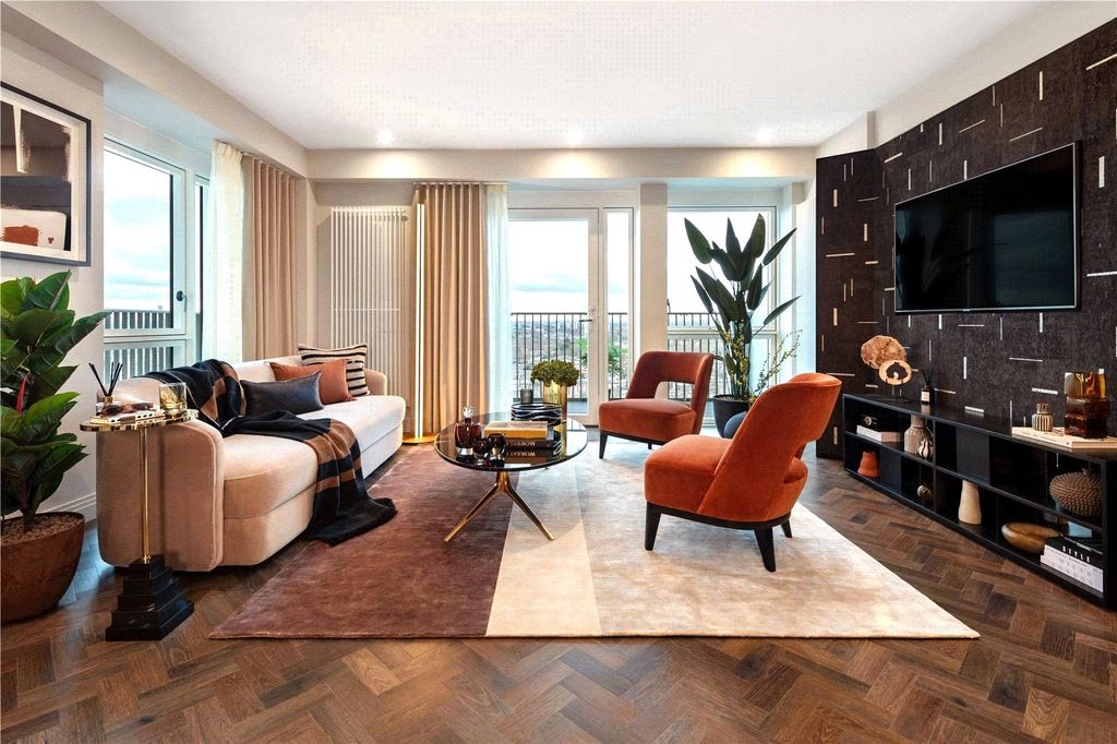 Property photo 2 of 19 Picture No. 24