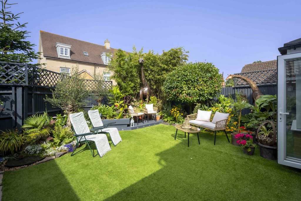 Property photo 3 of 30