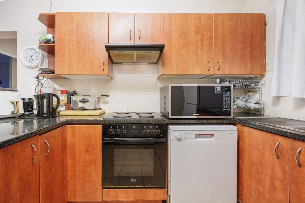 Property photo 3 of 18 Dbv1743109