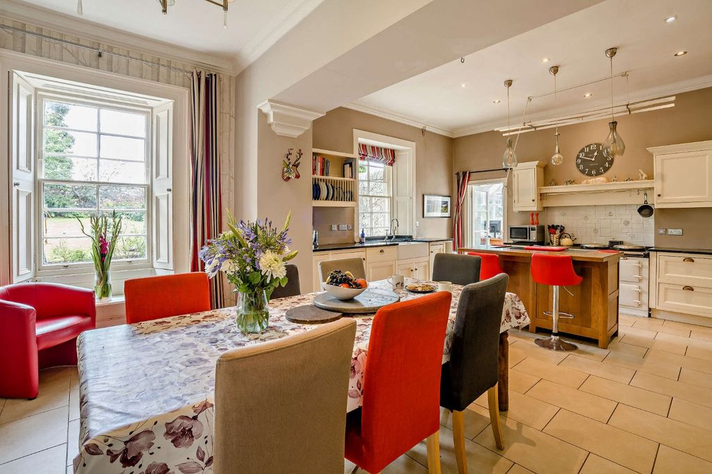 Property photo 3 of 34 Kitchen Dining Room