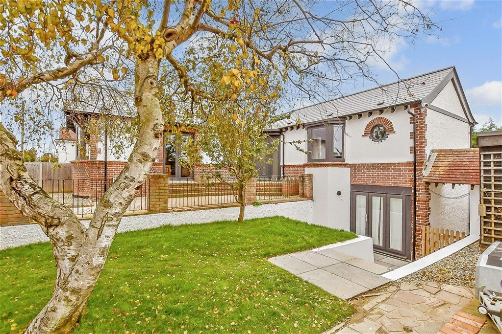Property photo 3 of 17 Front