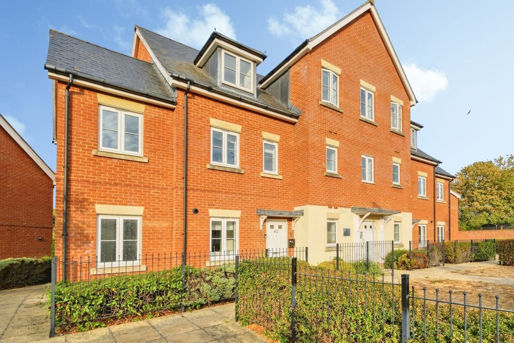 Property photo 1 of 16 Pbox-Img.Jpg