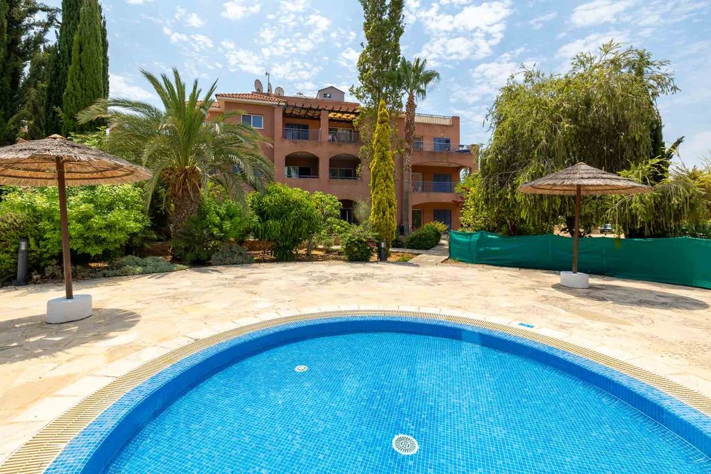 Property photo 1 of 30