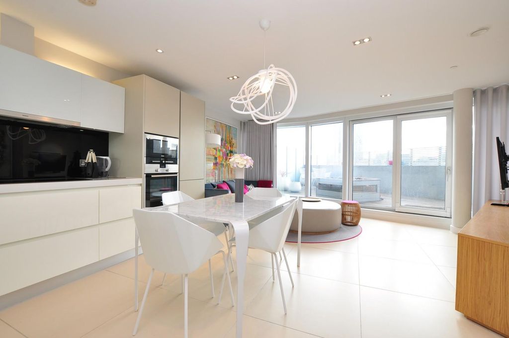 Property photo 3 of 12 Reception Room