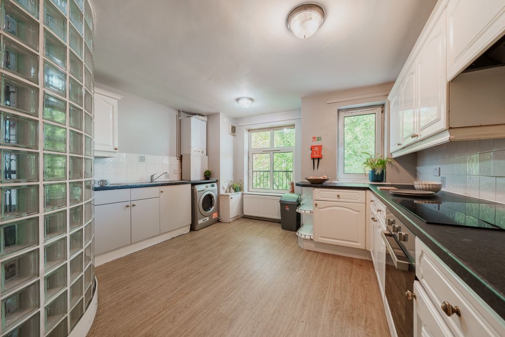 Property photo 2 of 15 Photo 1