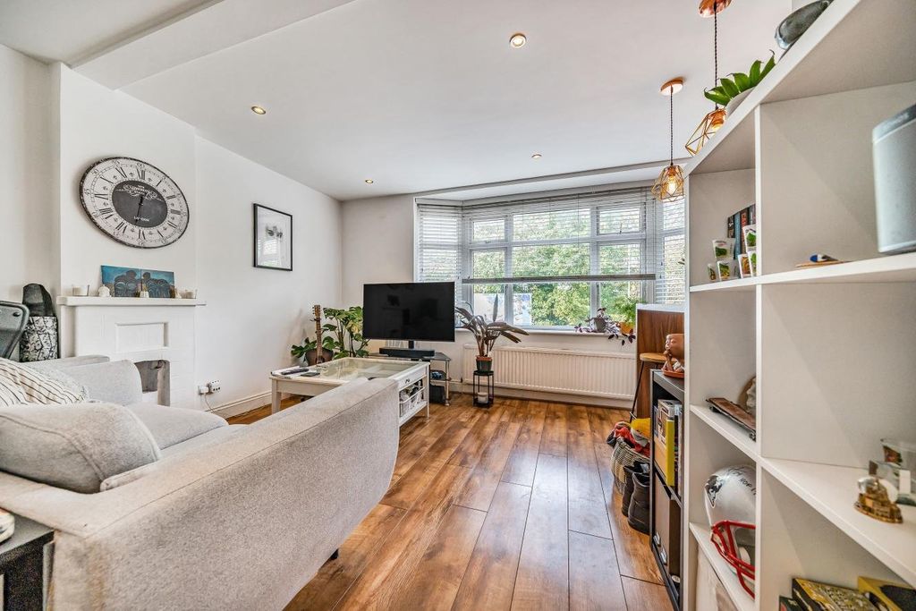 Property photo 2 of 8 Picture No. 09