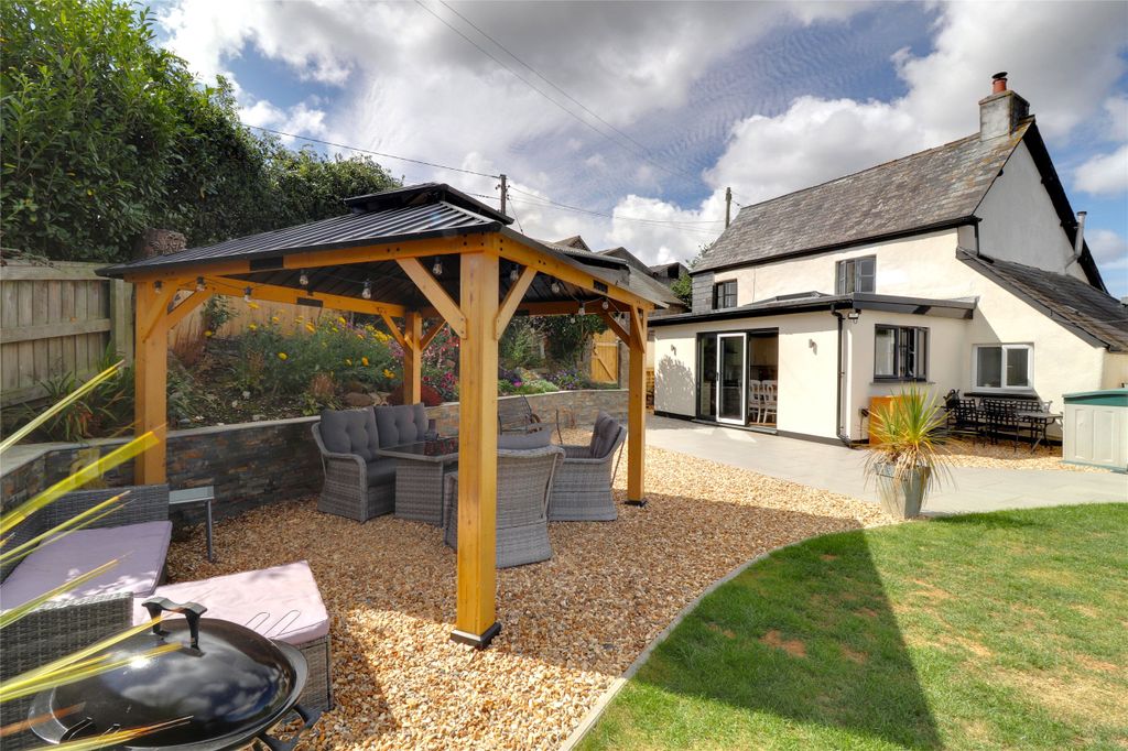 Property photo 3 of 25 3 - Picture No. 08