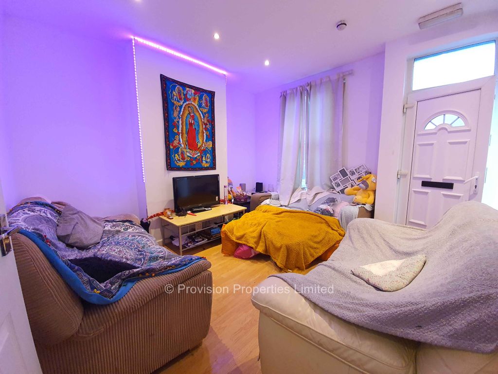 Property photo 2 of 6 Photo