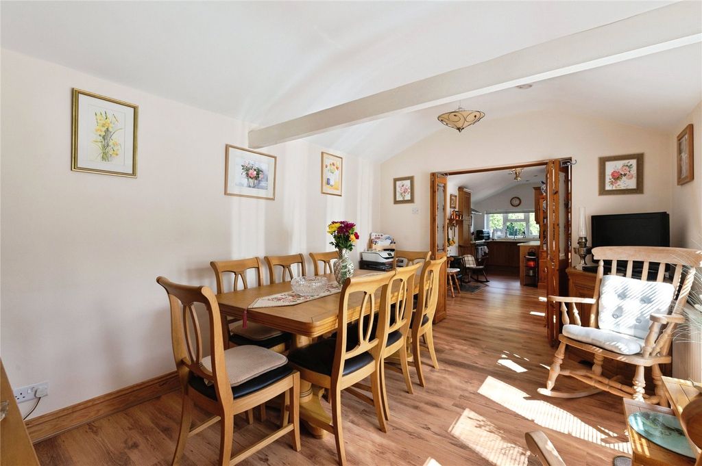 Property photo 2 of 25 Dining Room