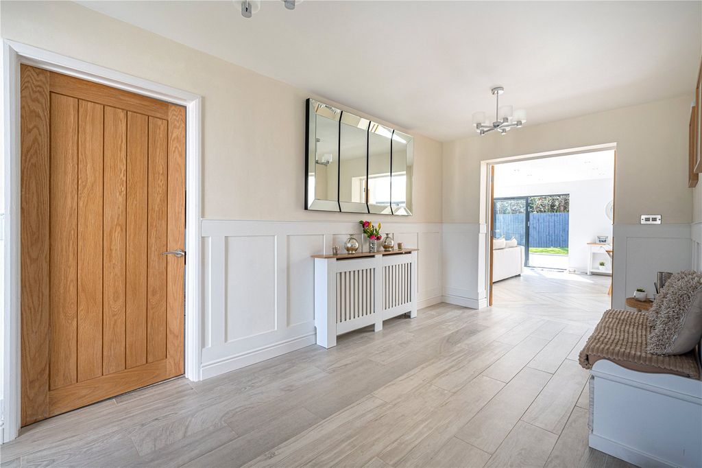 Additional image 18 of 4 bed detached house for saleCarnoustie, Tamworth, Staffordshire B77