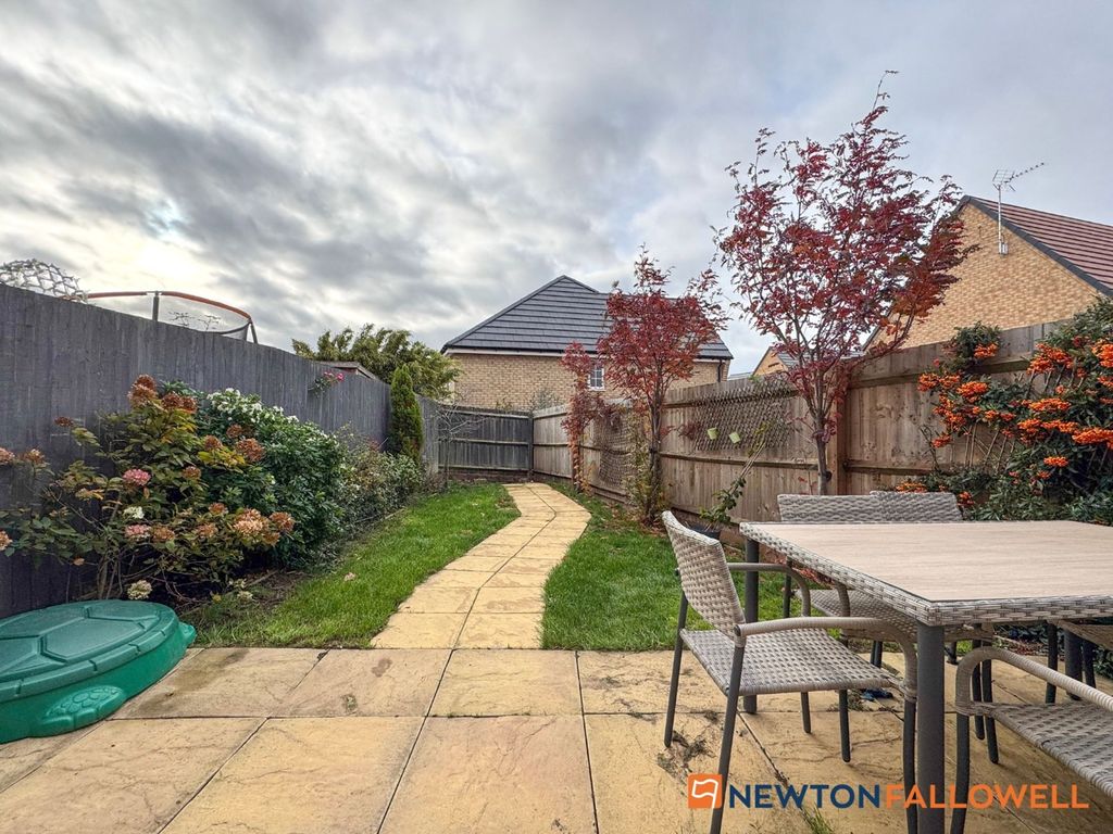 Property photo 3 of 18