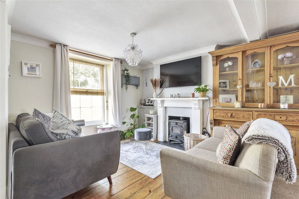 Property photo 2 of 11 Picture No. 02