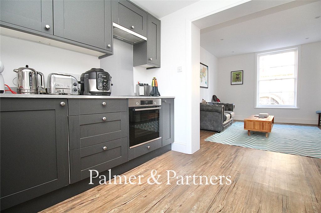 Property photo 3 of 18 Picture No. 27