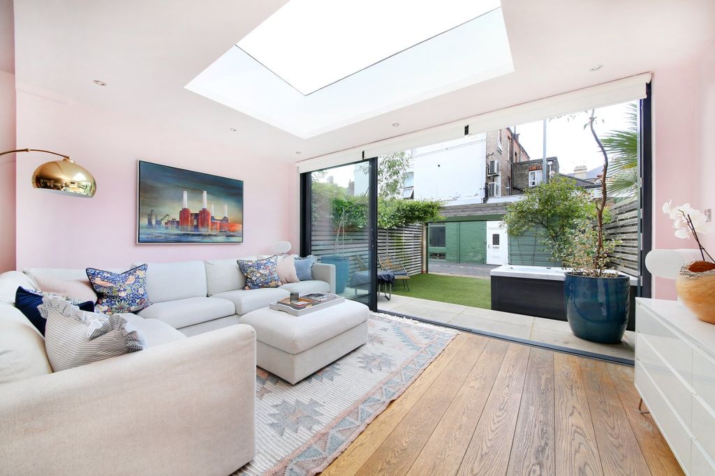 Property photo 3 of 29