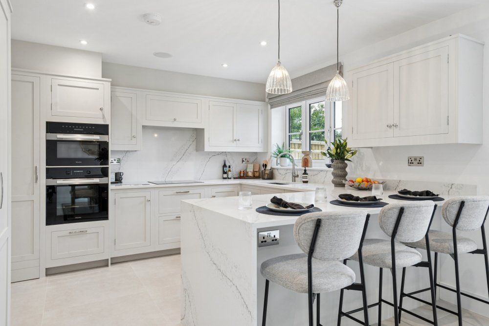 Property photo 3 of 16 Kitchen Dining Room