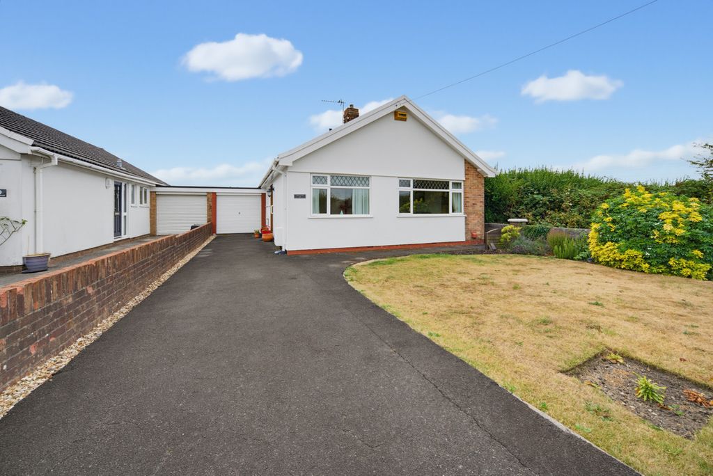 Property photo 1 of 29