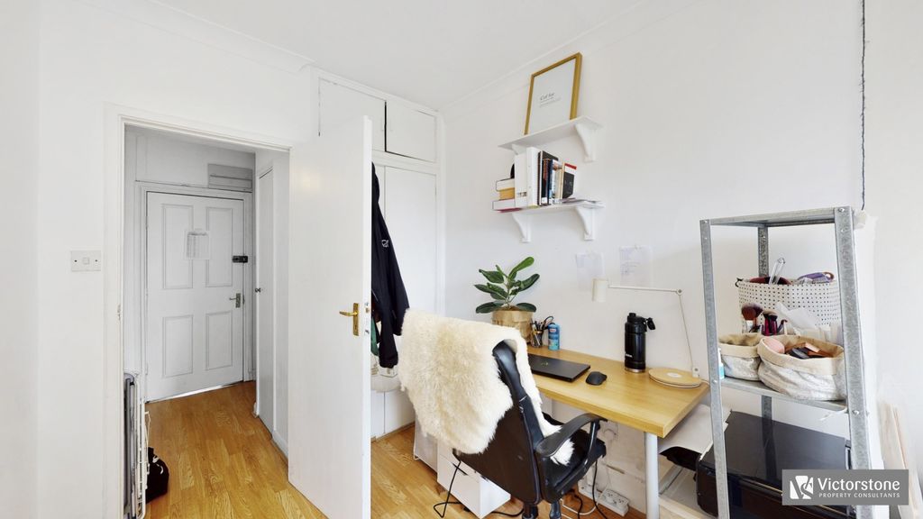 Property photo 3 of 8 3572173