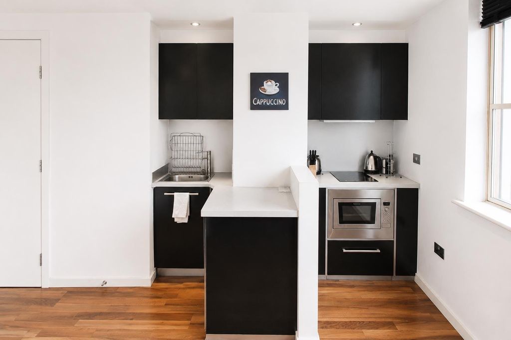 Property photo 2 of 6 Modern Sleek Kitchen With High-End Appliances...
