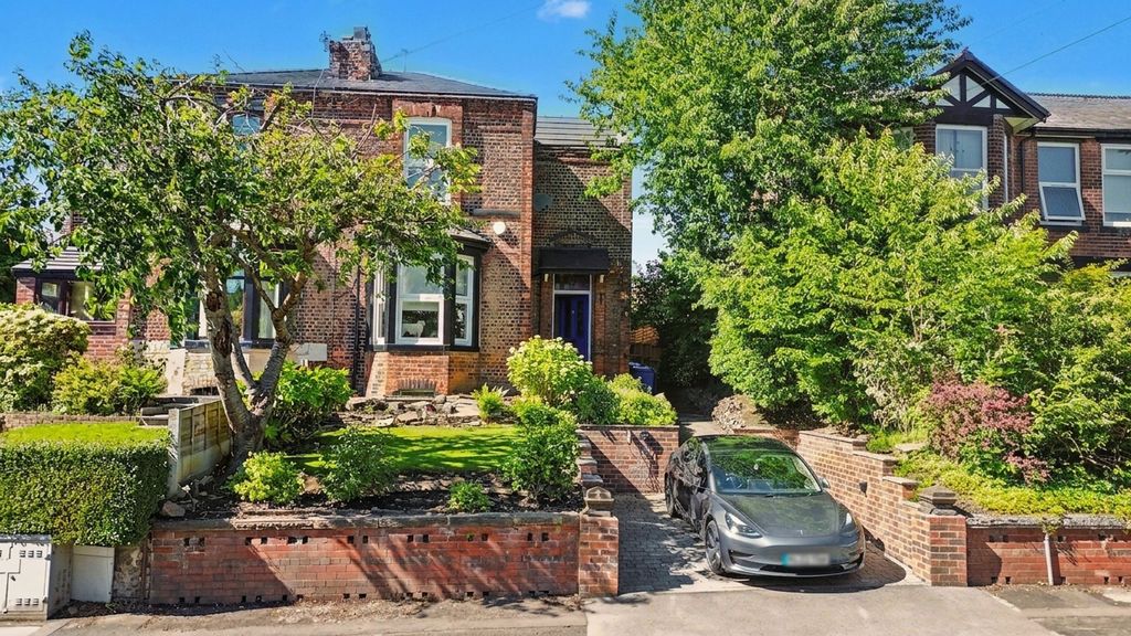 Property photo 1 of 43