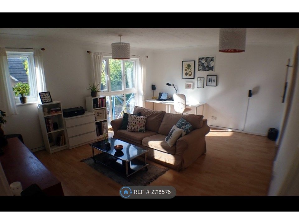 Property photo 1 of 4