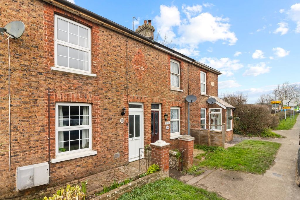 Property photo 1 of 25