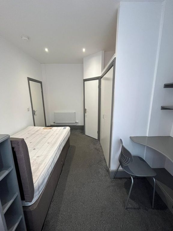 Property photo 3 of 19 4F89Be5d-Cf0F-4156-8222-F4c95d01bae3.Jpg