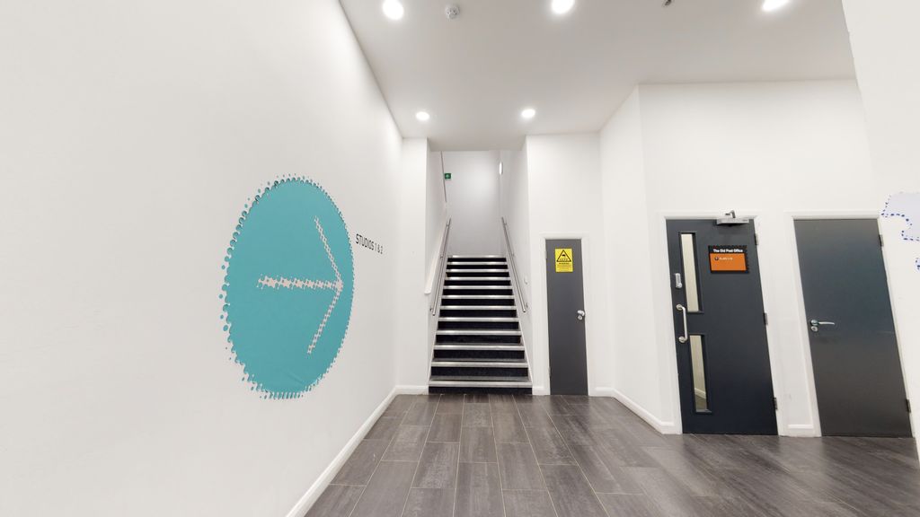 Property photo 2 of 12 Ground Floor Receptipn
