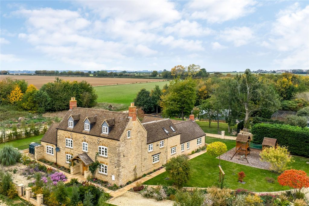 Property photo 1 of 15 Picture No. 02