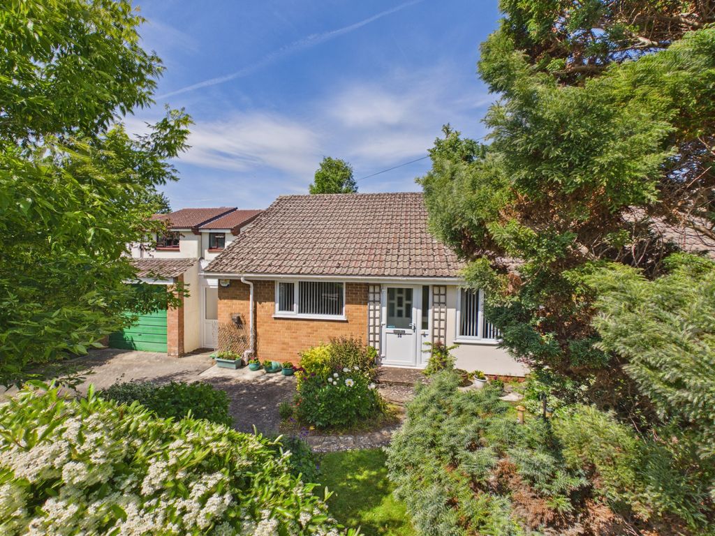 Property photo 1 of 18
