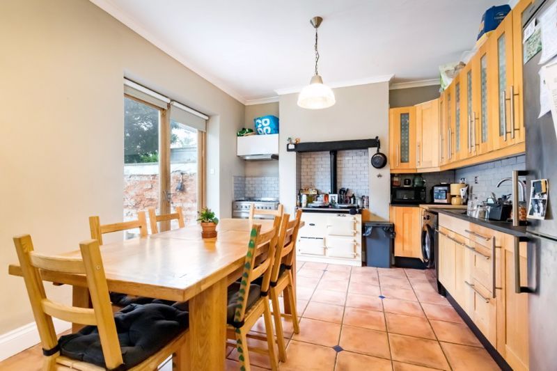 Property photo 3 of 14 Kitchen/Dining Room