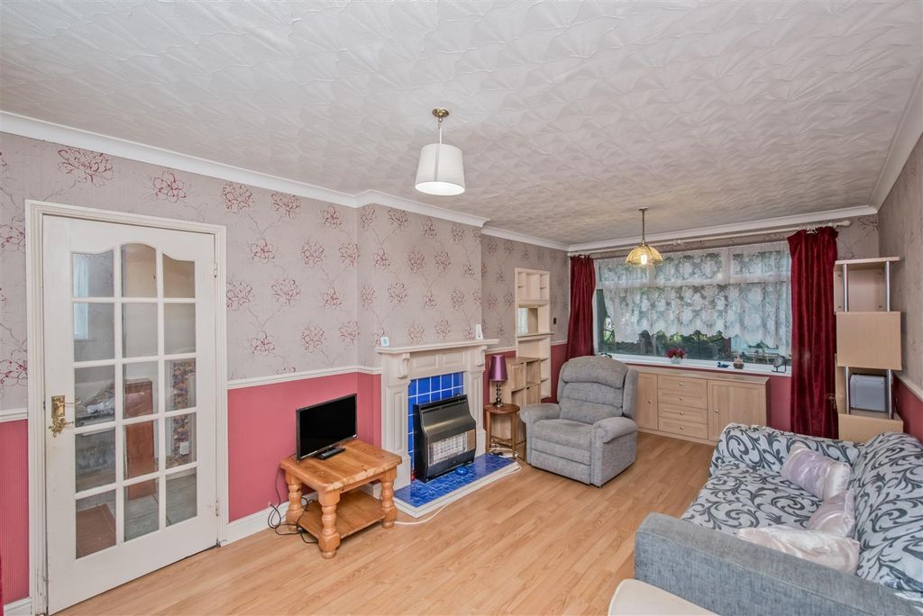 Property photo 3 of 14 Living Room: