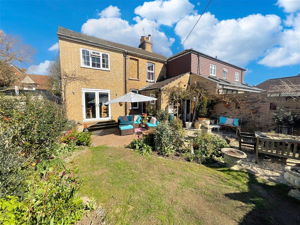 Property photo 1 of 20 Rear Garden