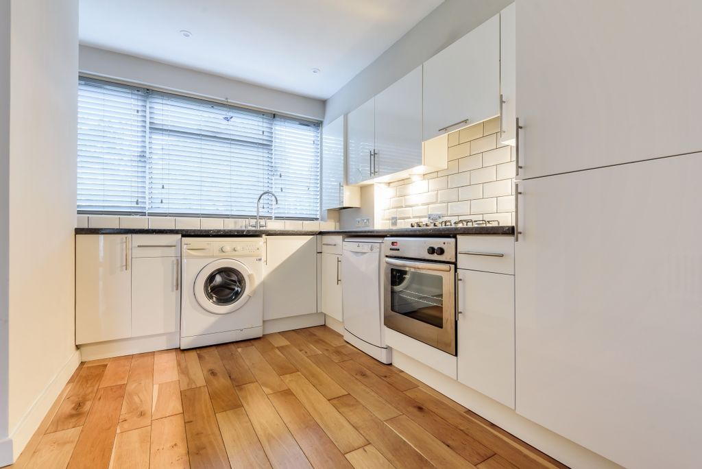 Property photo 2 of 8 787043 (4)