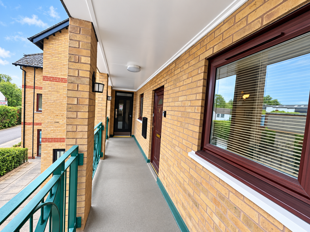 Property photo 3 of 16 9
