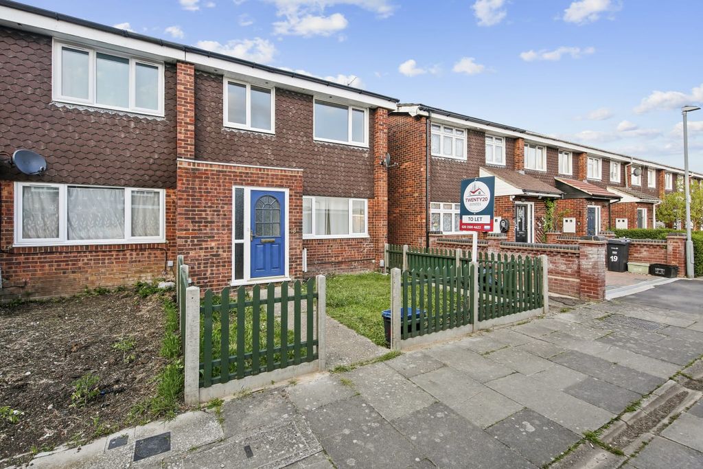 Property photo 1 of 28